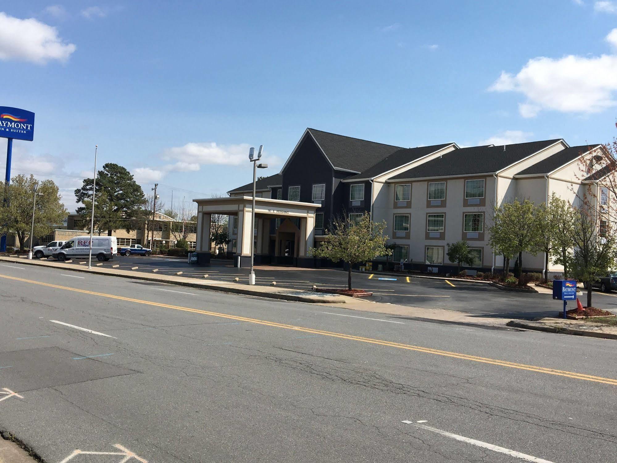 Comfort Inn & Suites North Little Rock Jfk Blvd Exterior photo